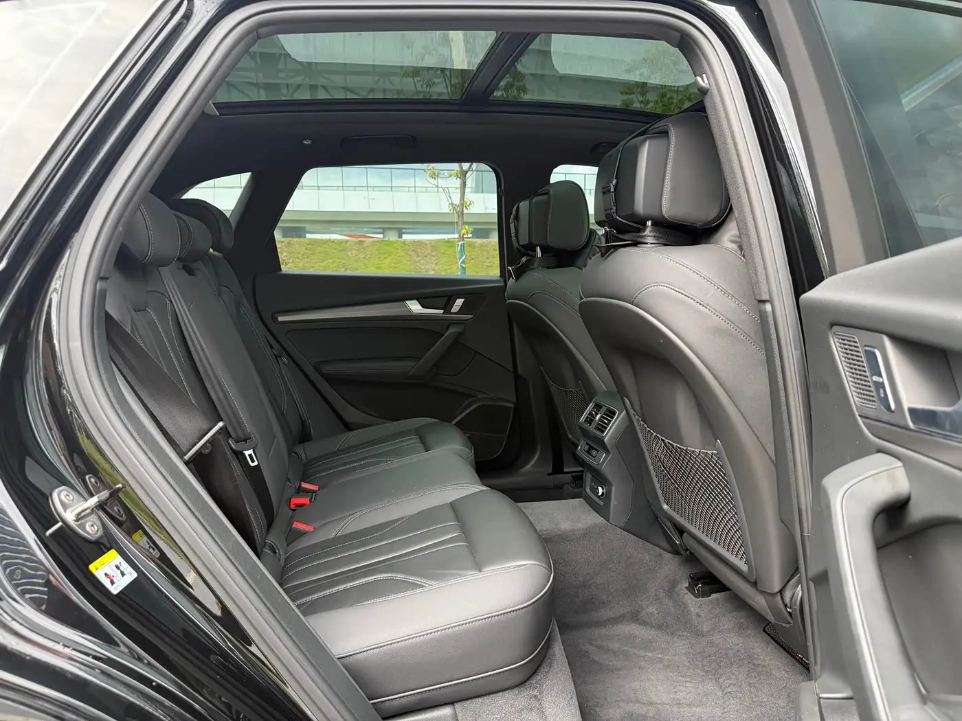 Audi Q5L 2024 — Photo 13/18