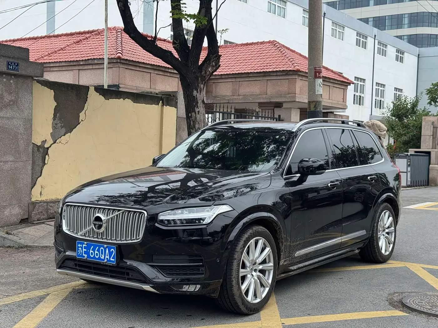 Volvo XC90 2018 — ფოტო 10/18