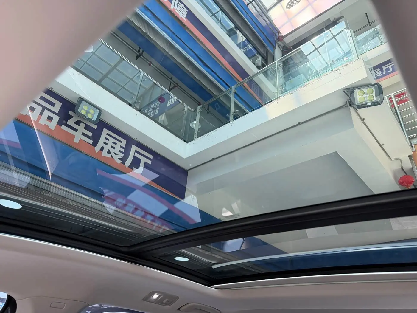 Volkswagen Sagitar 2022 — ფოტო 12/20