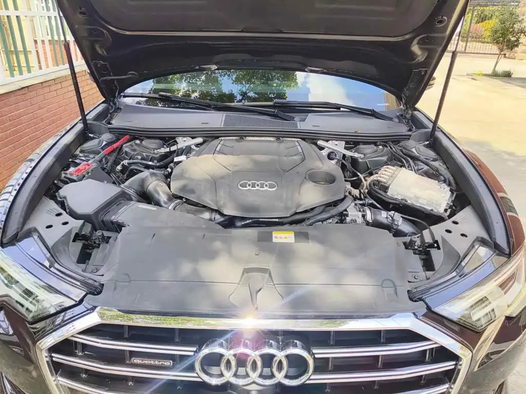 Audi A6L 2023 — Фото 3/13