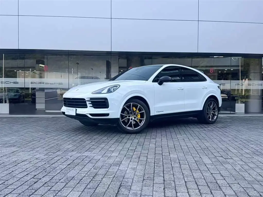 Porsche Cayenne, 2022