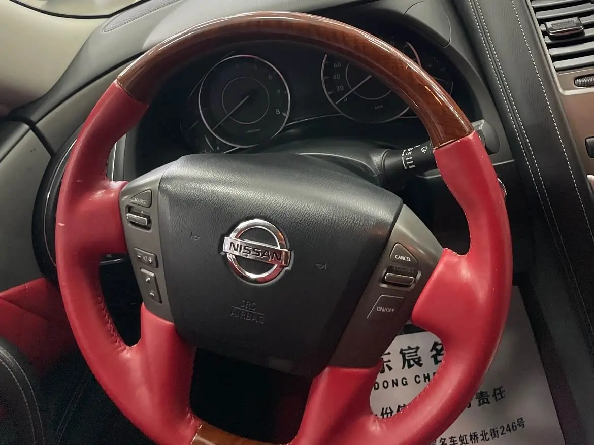Nissan Patrol 2018 — Photo 16/20