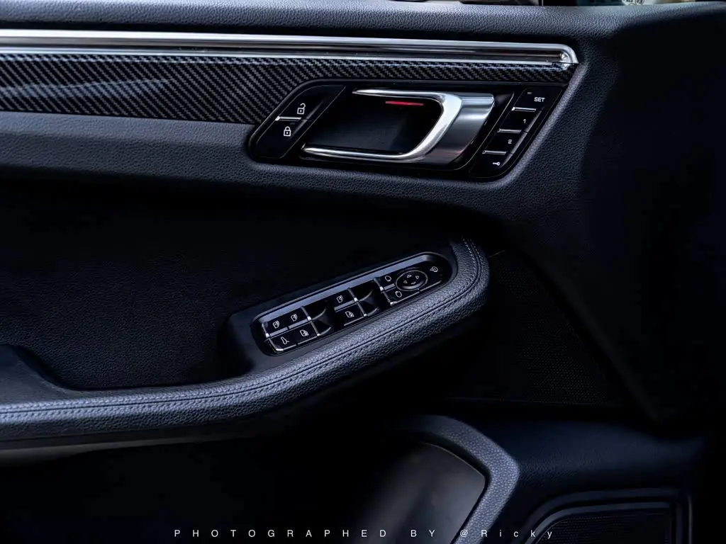 Porsche Macan 2021 — Photo 8/11