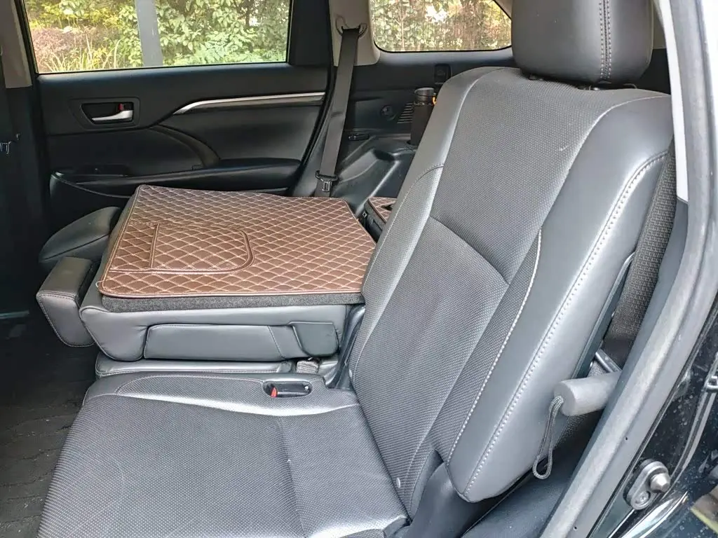 Toyota Highlander 2018 — Photo 15/20
