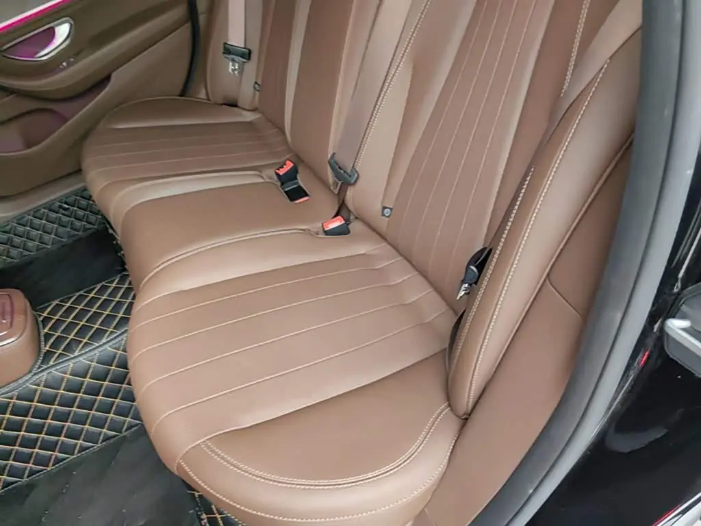 Mercedes-Benz E-Class 2023 — Şəkil 17/20
