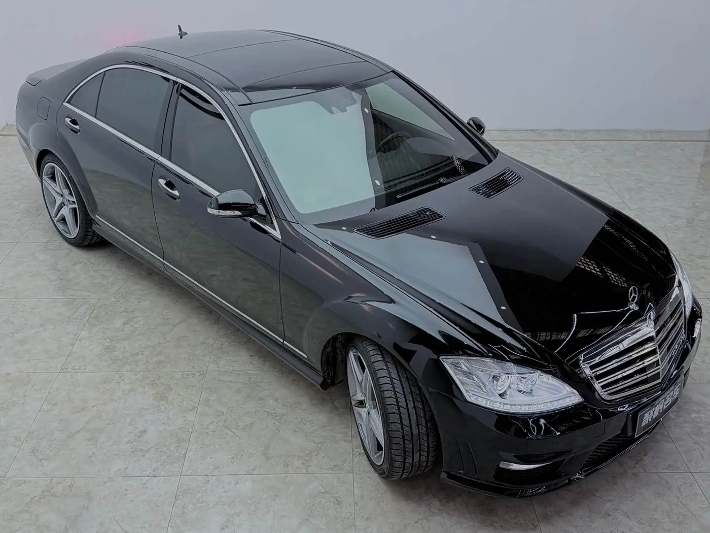 Mercedes-Benz S-Class 2008 — Photo 6/18