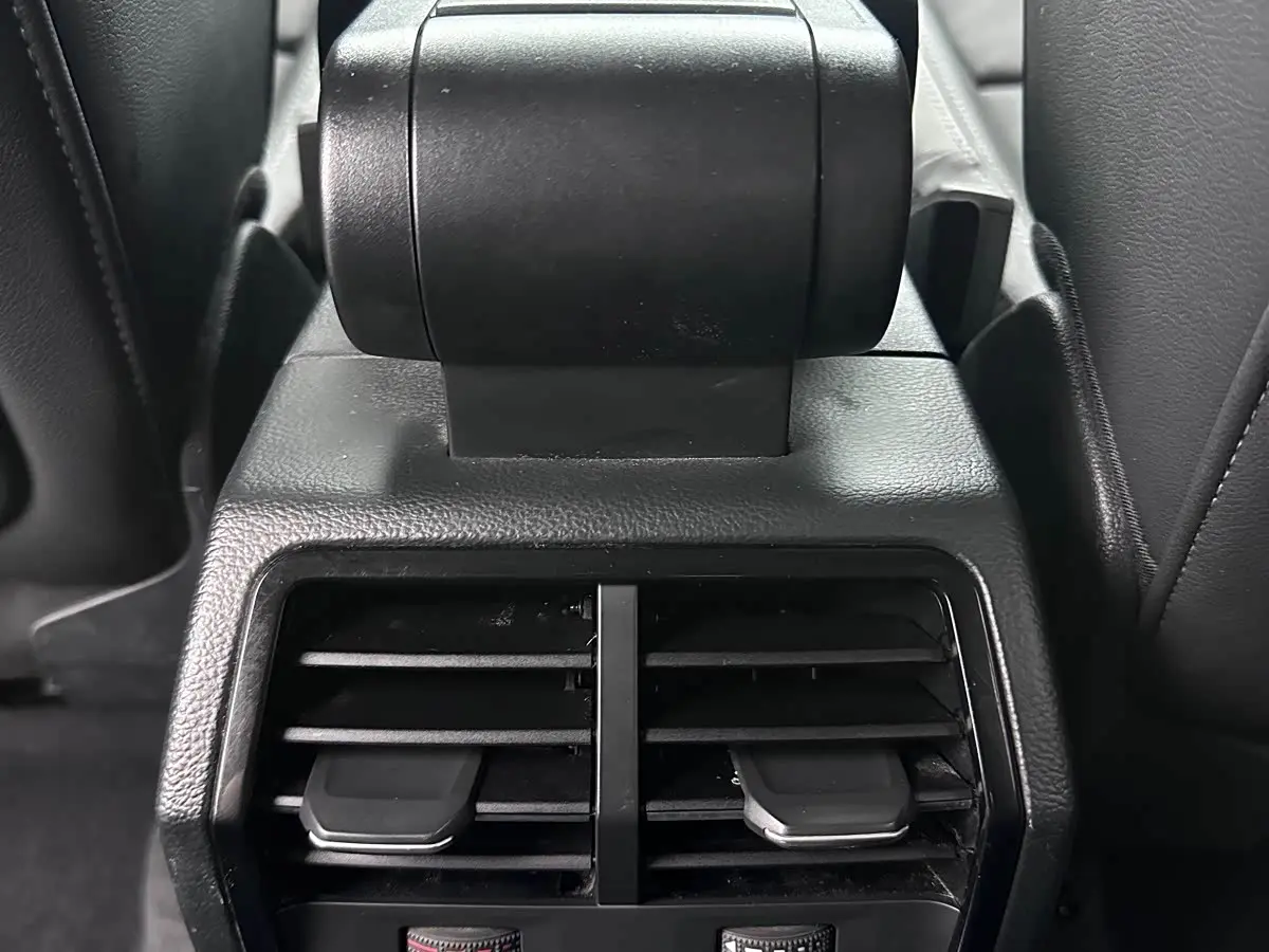 Audi Q3 2022 — Photo 14/18