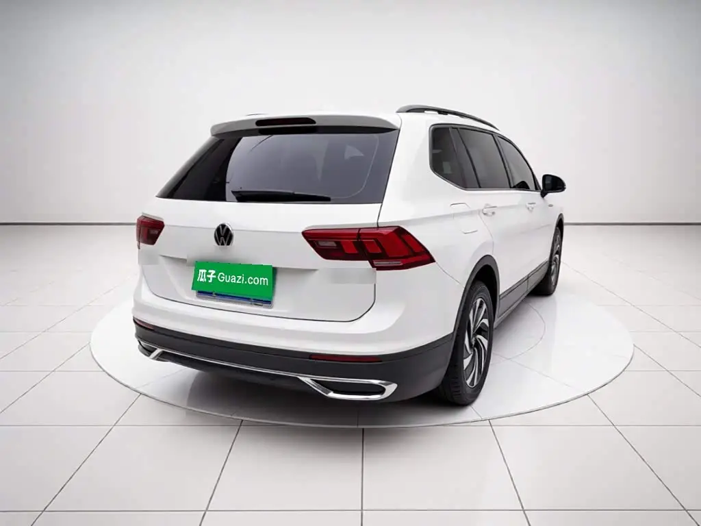 Volkswagen Tiguan L 2022 — Фото 4/20