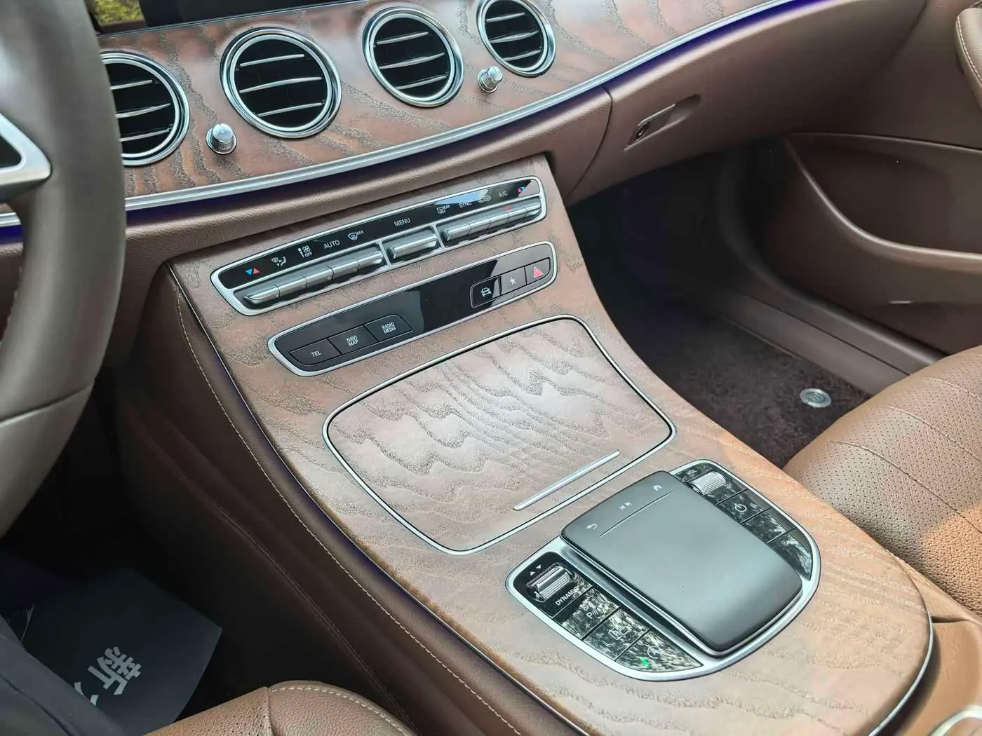 Mercedes-Benz E-Class 2023 — ფოტო 9/17
