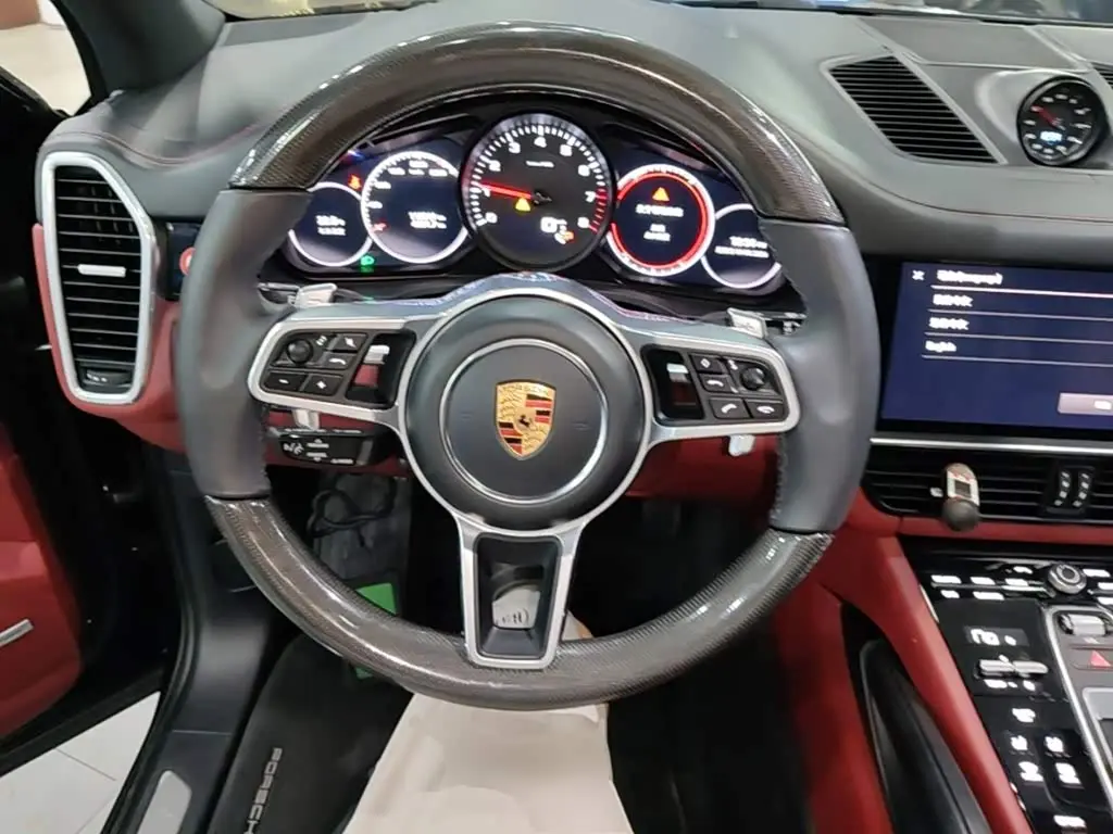 Porsche Cayenne 2023 — Фото 11/20