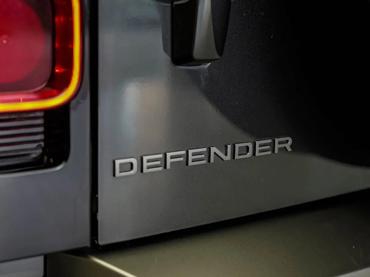 Land Rover Defender 2024 — Şəkil 14/15