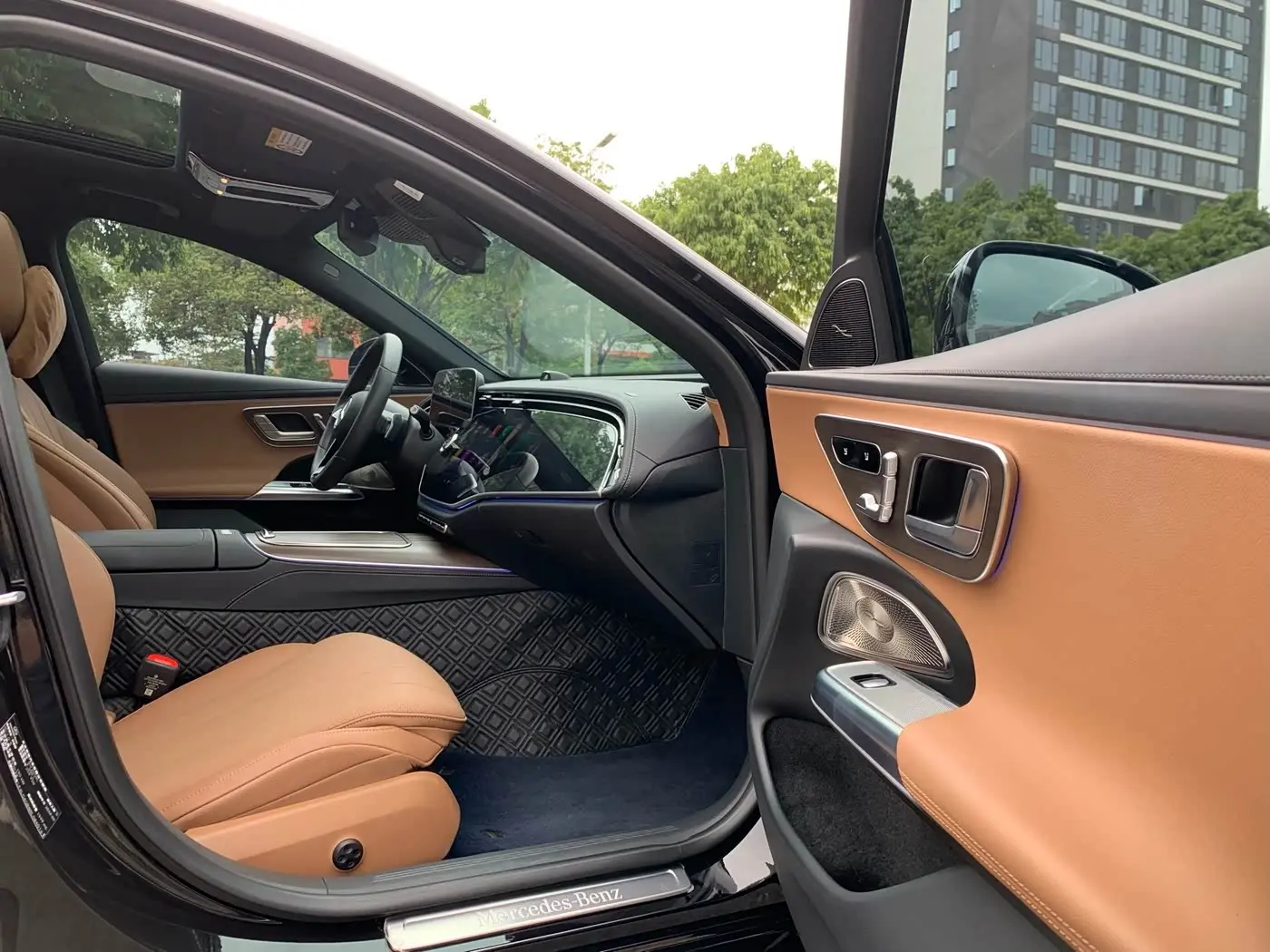 Mercedes-Benz E-Class 2024 — Şəkil 16/20