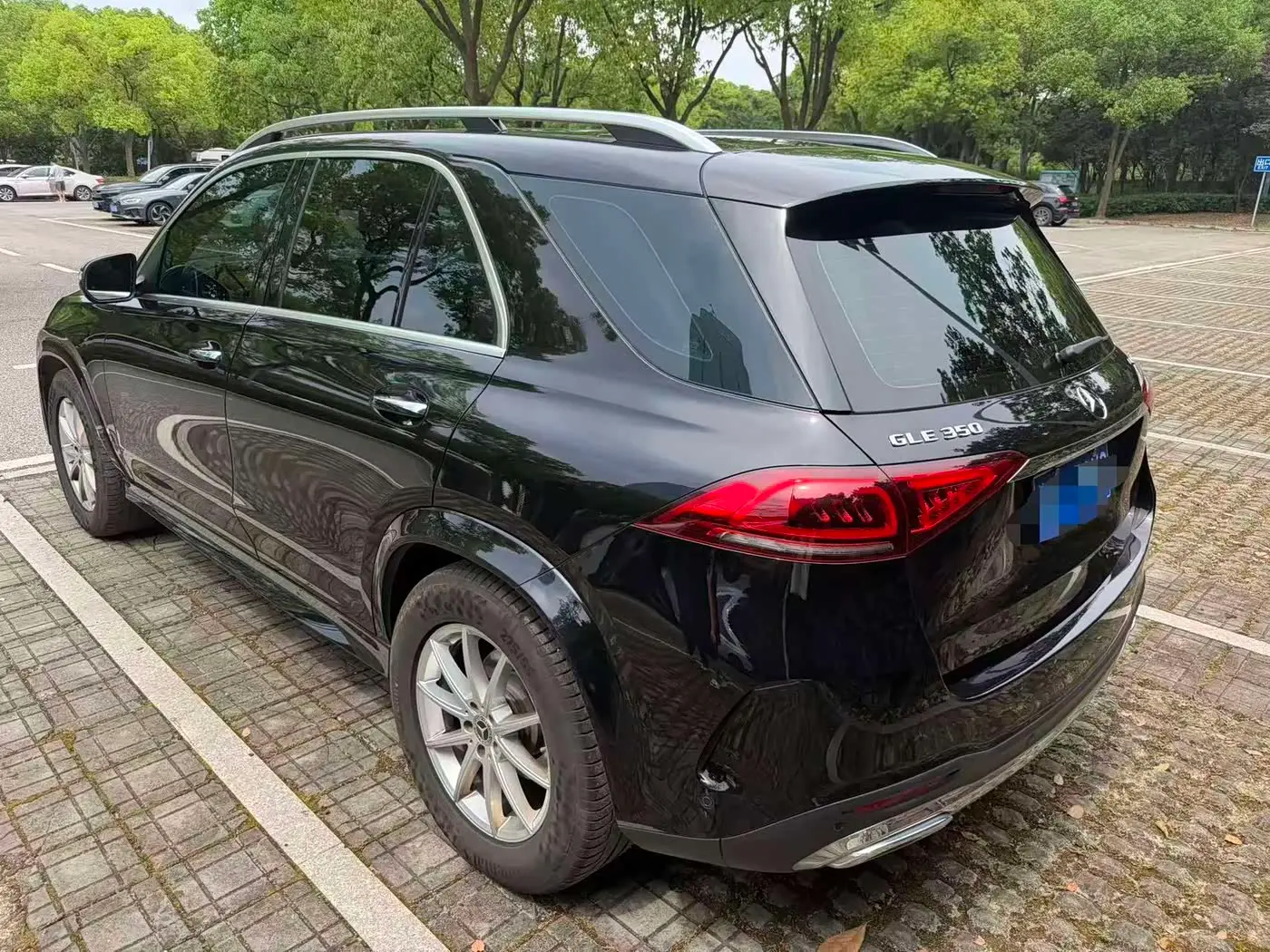 Mercedes-Benz GLE 2021 — Photo 11/11