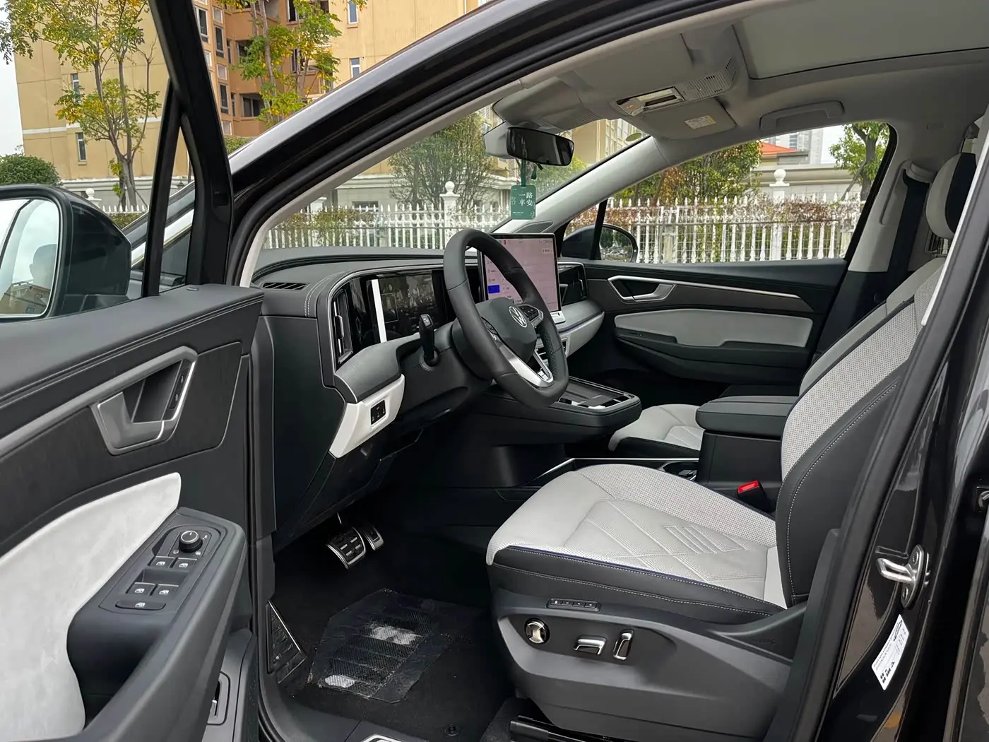 Volkswagen Talagon 2025 — Photo 6/18