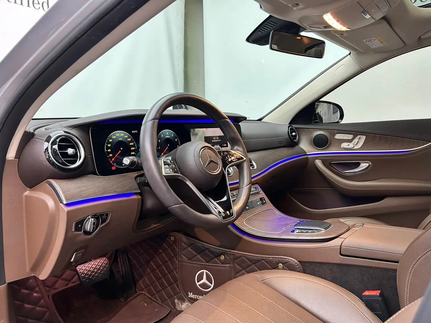 Mercedes-Benz E-Class 2021 — Фото 10/20
