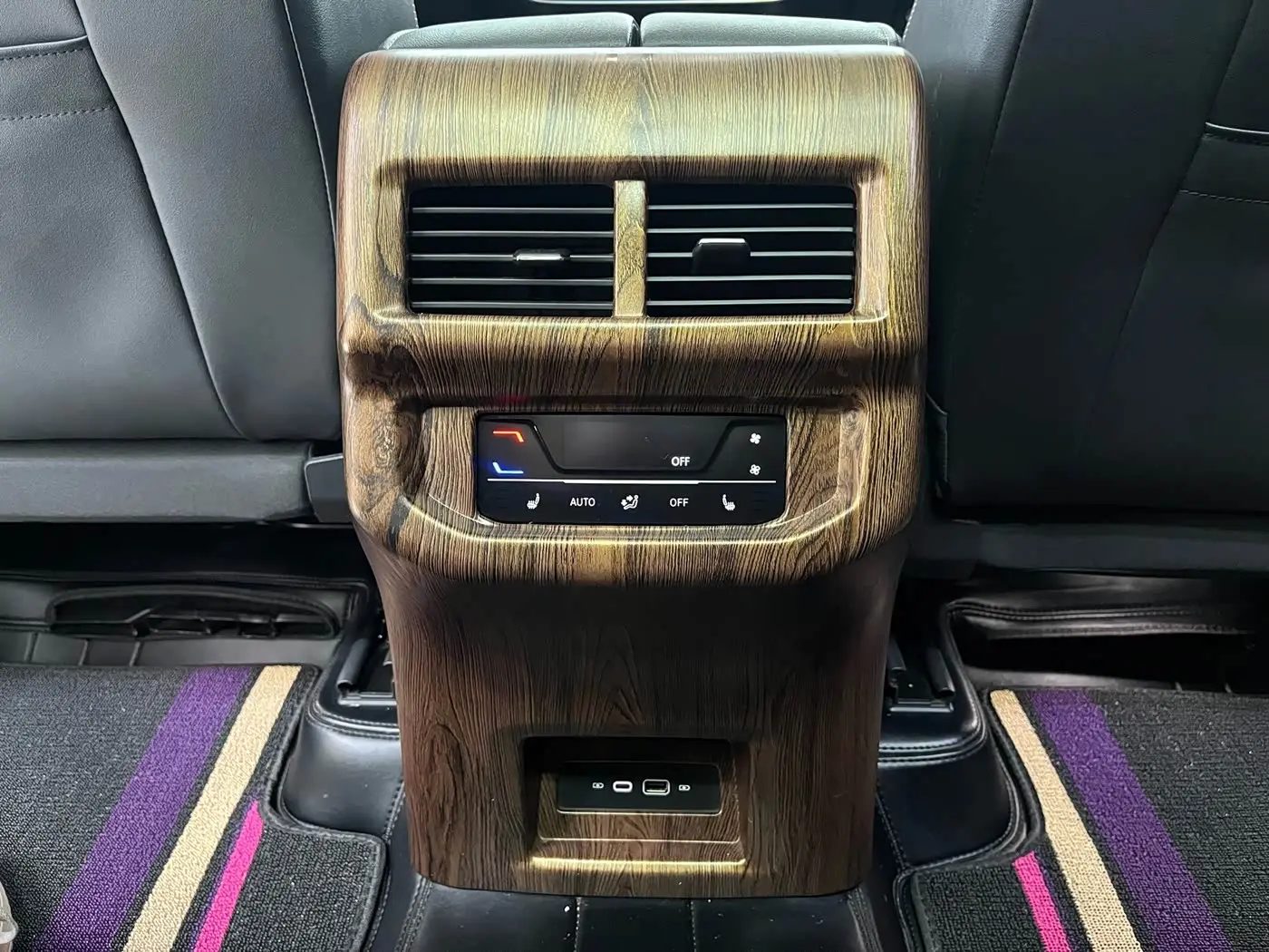 Volkswagen Teramont 2024 — Photo 8/12