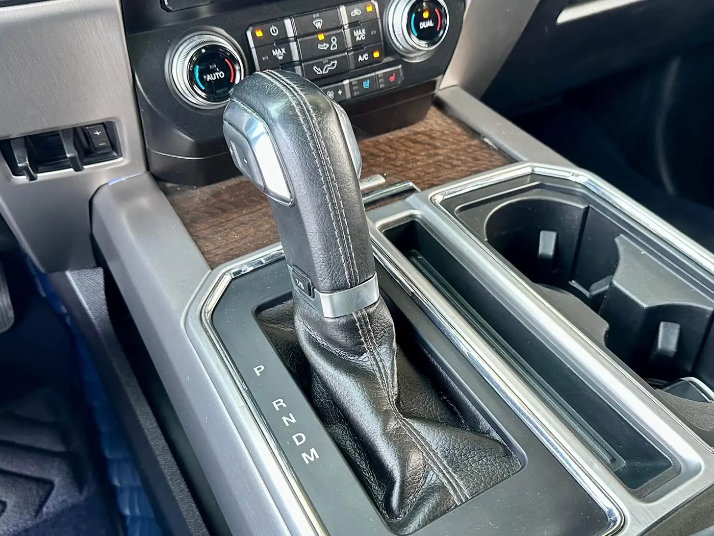 Ford F-150 Raptor 2018 — Фото 10/15