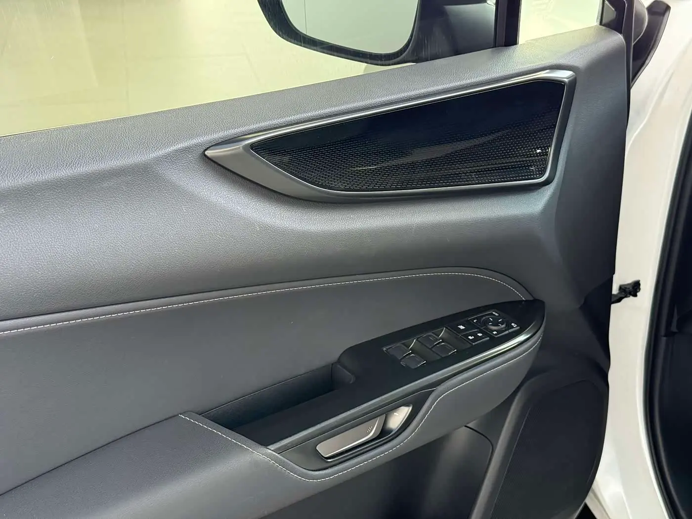 Lexus NX 2024 — Photo 13/16
