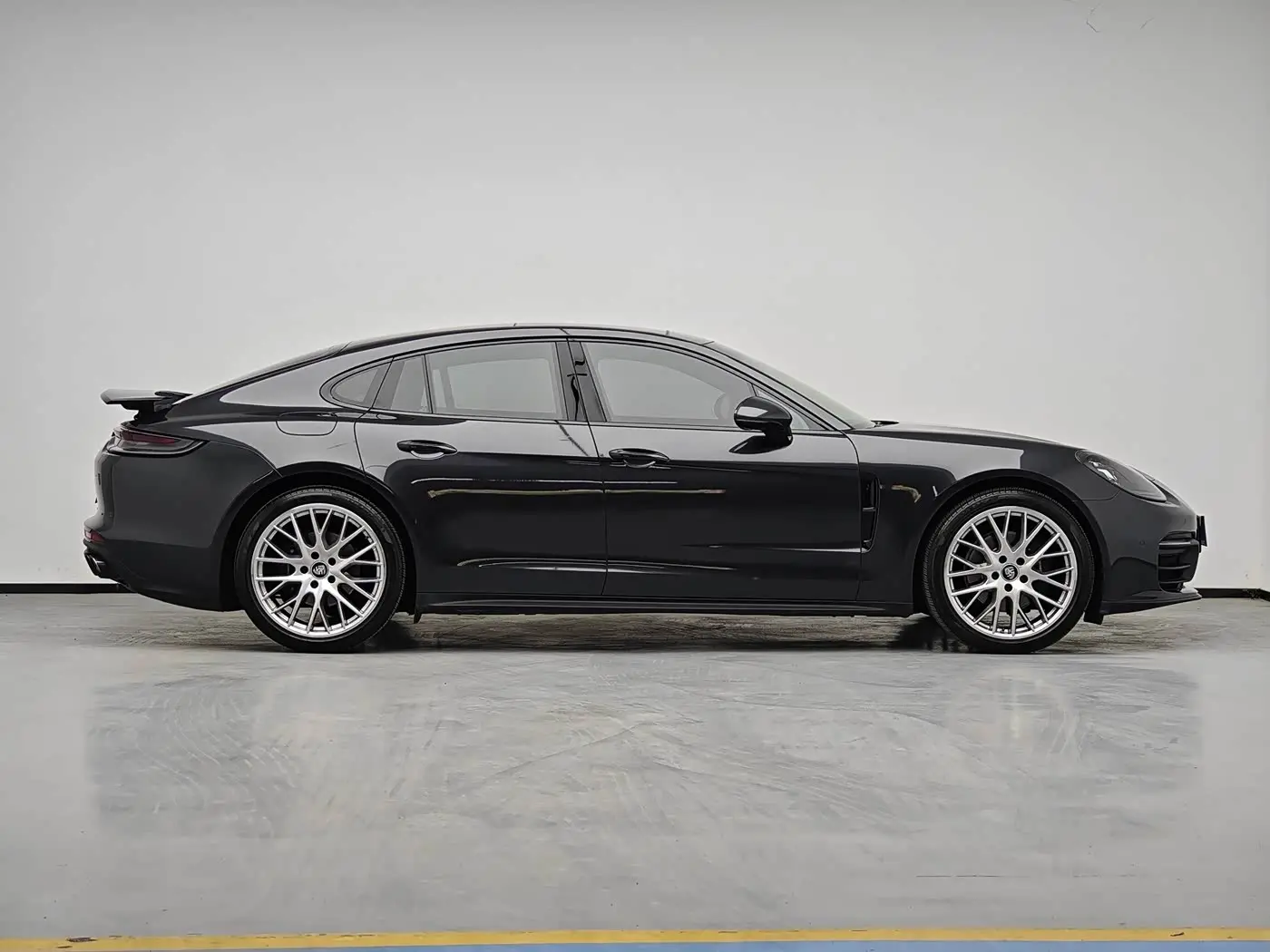 Porsche Panamera 2022 — Photo 8/20