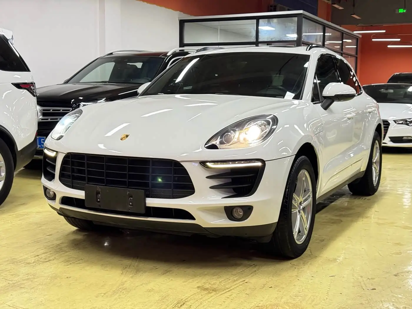 Porsche Macan, 2016