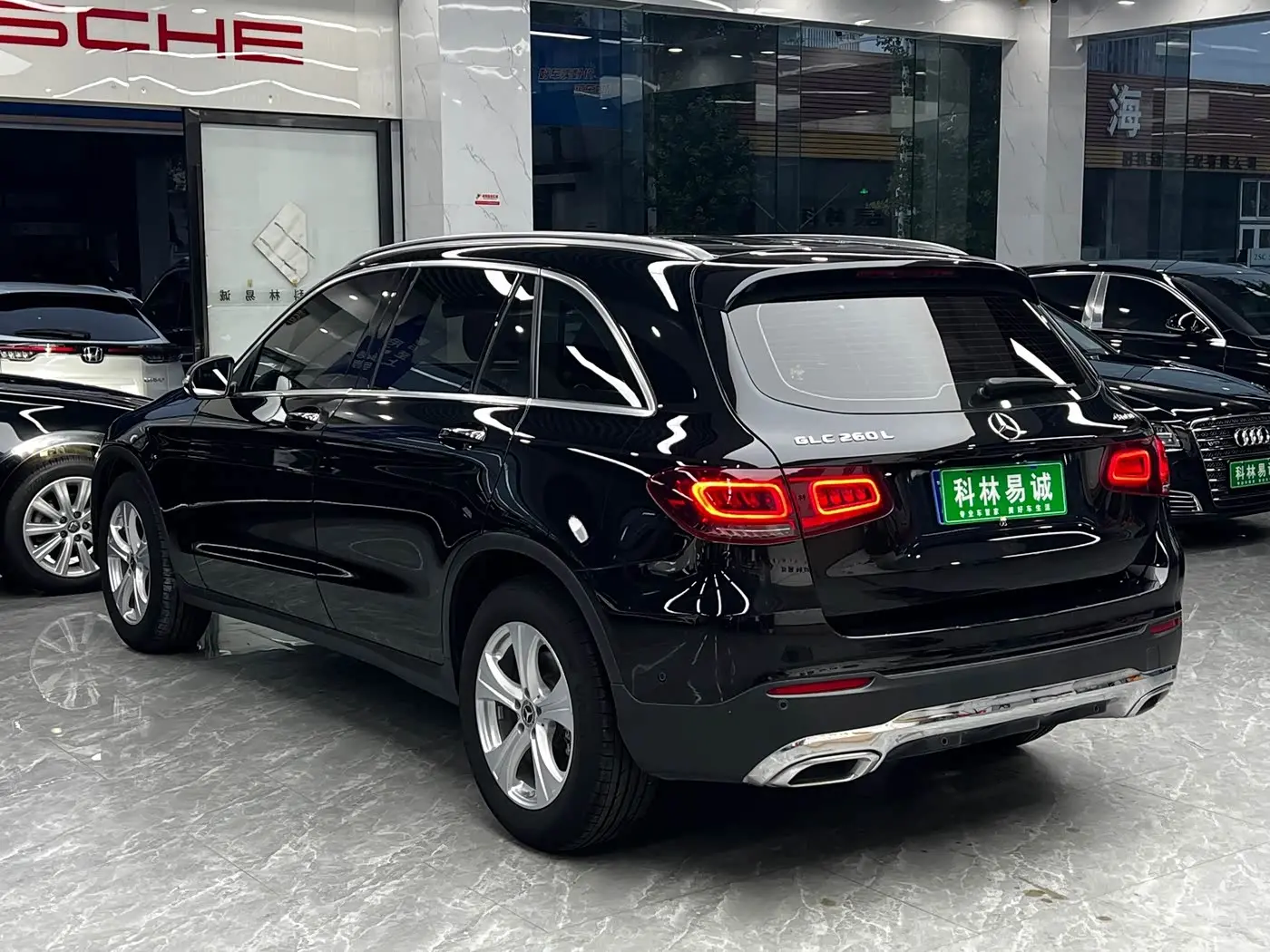Mercedes-Benz GLC 2020 — ფოტო 6/20