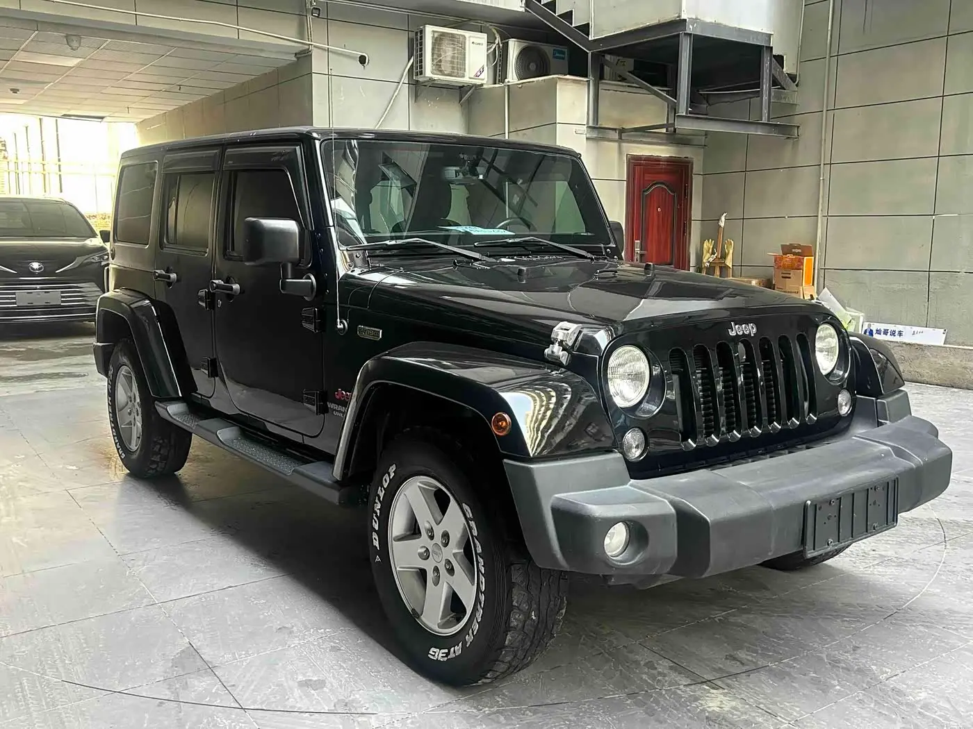 Jeep Wrangler 2015 — Фото 7/20