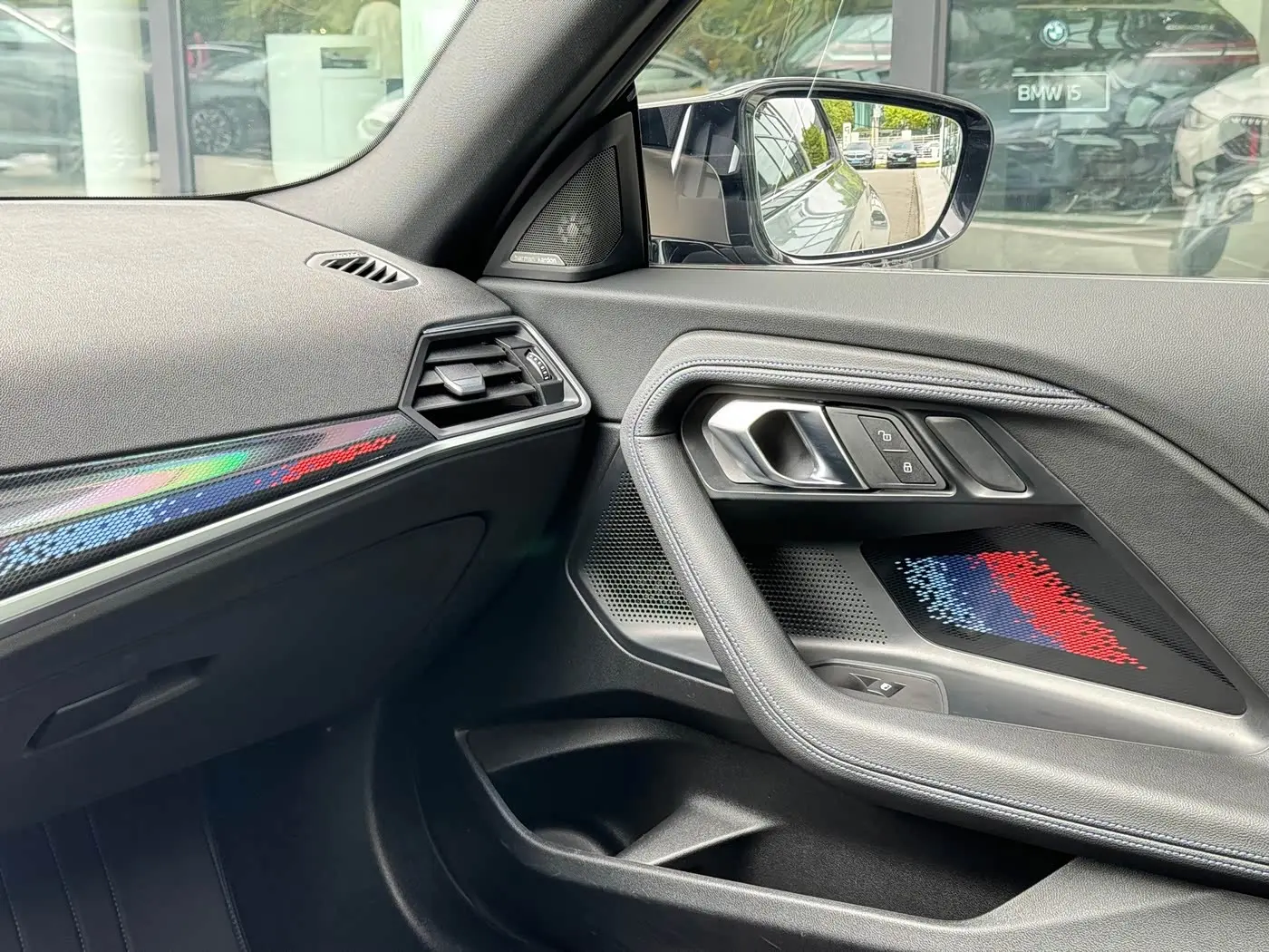 BMW M240i 2024 — Photo 13/17