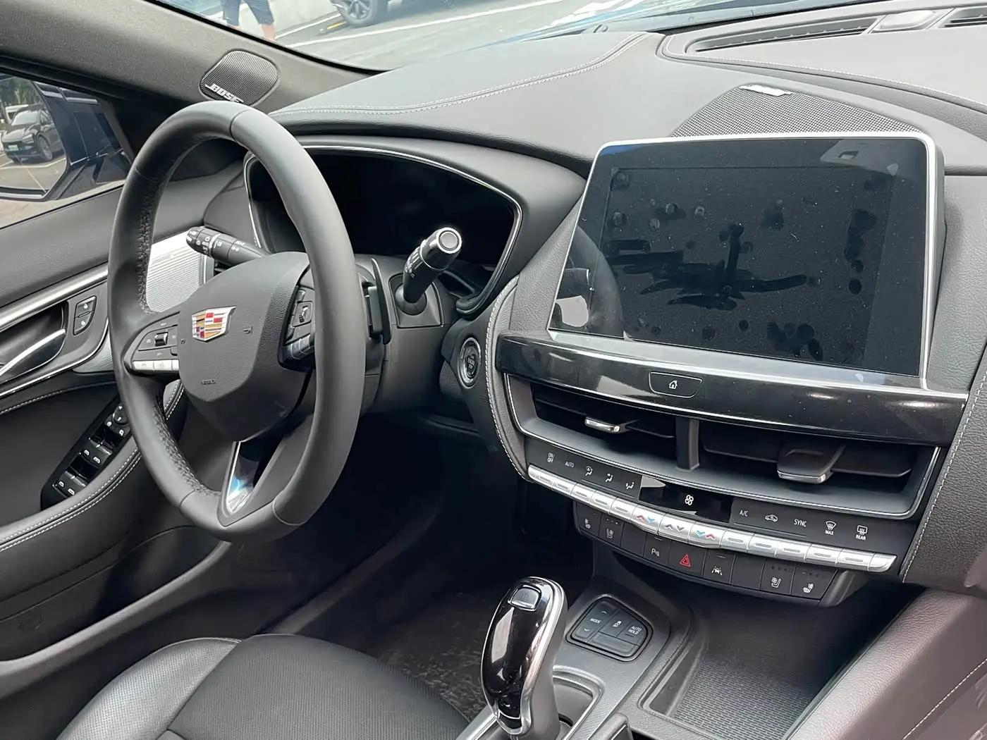 Cadillac CT5 2023 — Фото 14/17