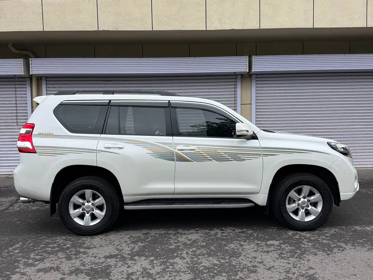 Toyota Prado 2017 — Şəkil 7/9