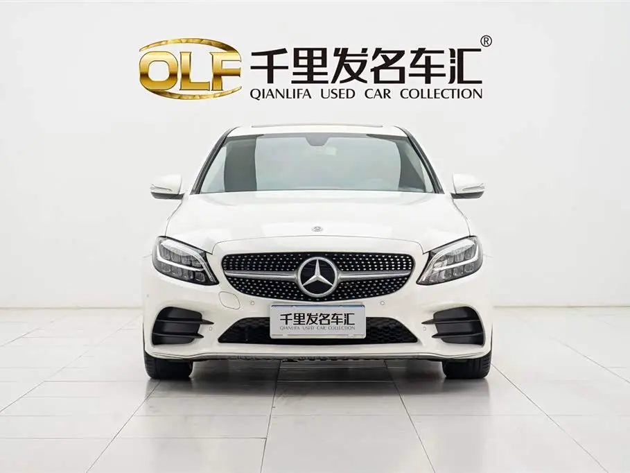 Mercedes-Benz C-Class 2019 — Фото 1/20
