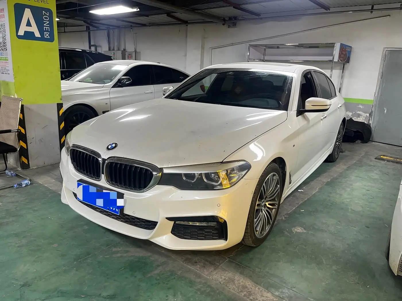 BMW 5 Series 2018 — Фото 1/9