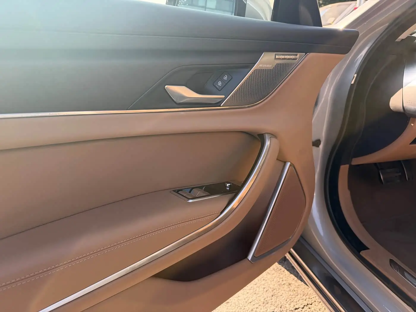 Jaguar XFL 2025 — Фото 10/13