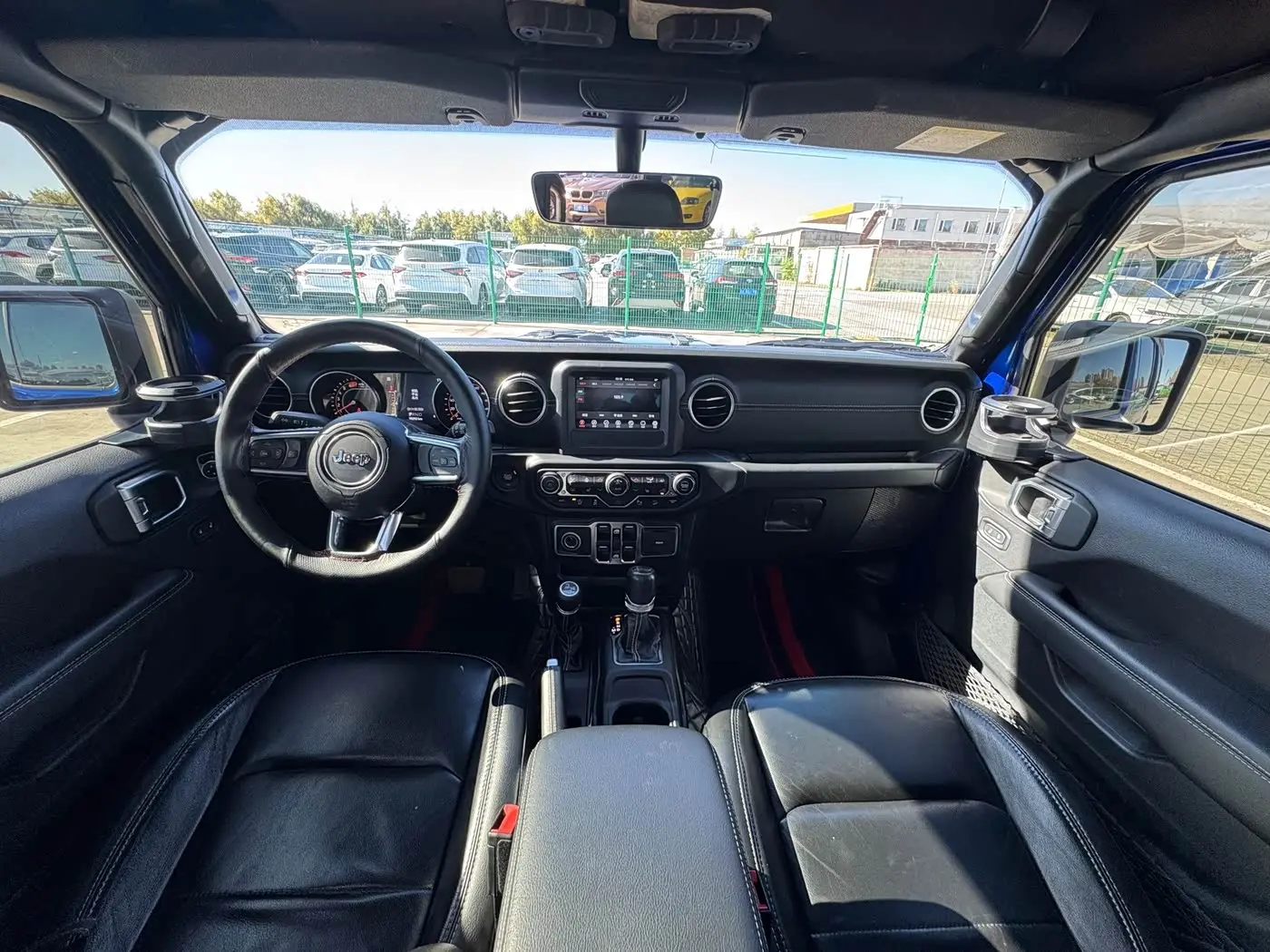 Jeep Wrangler 2020 — Photo 15/20