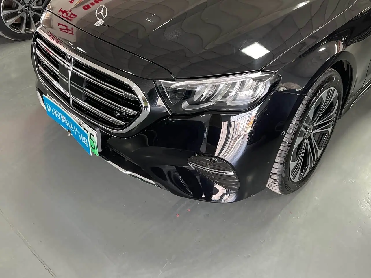Mercedes-Benz E-Class New Energy 2025 — Photo 3/14