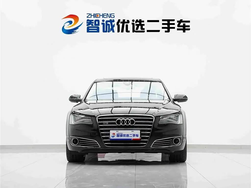 Audi A8 2013 — Photo 2/20