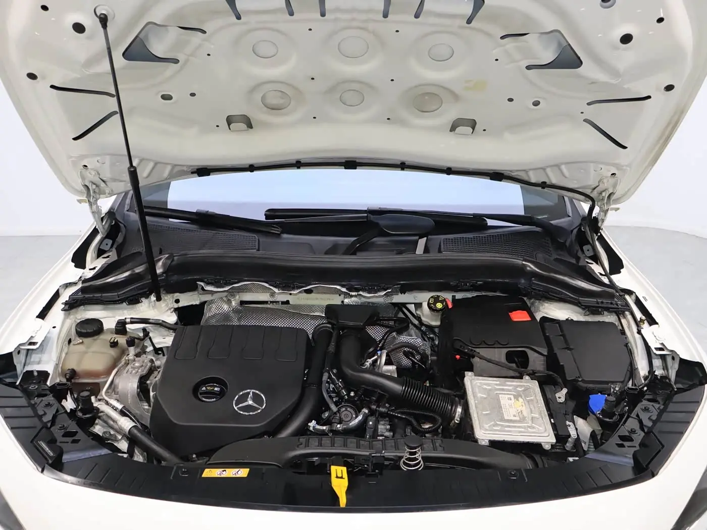 Mercedes-Benz GLA 2021 — Şəkil 7/17