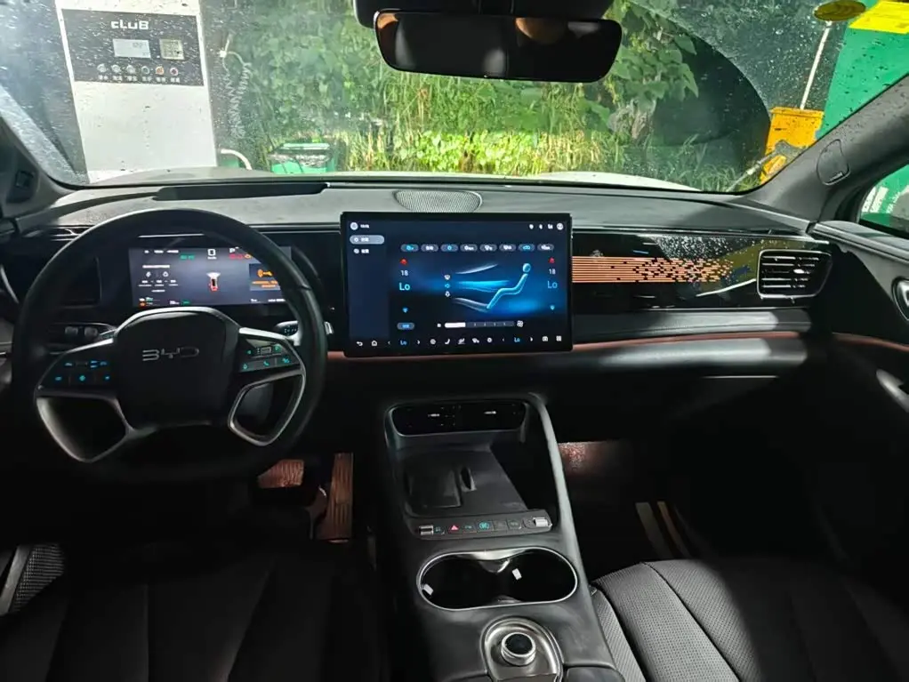 BYD Sealion 06 New Energy 2025 — Photo 12/20