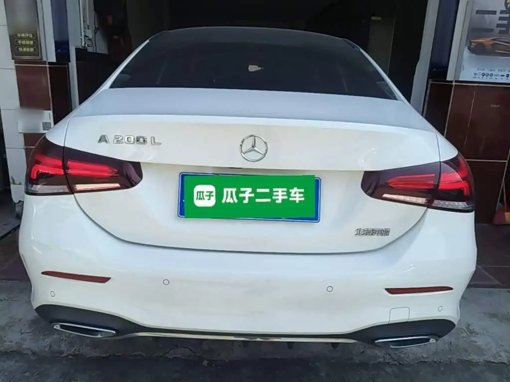Mercedes-Benz A-Class 2019 — Фото 6/20