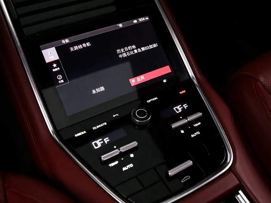 Porsche Panamera 2021 — Фото 18/20