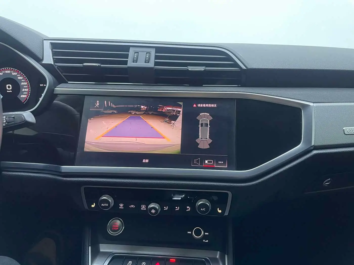 Audi Q3 2023 — Фото 10/20