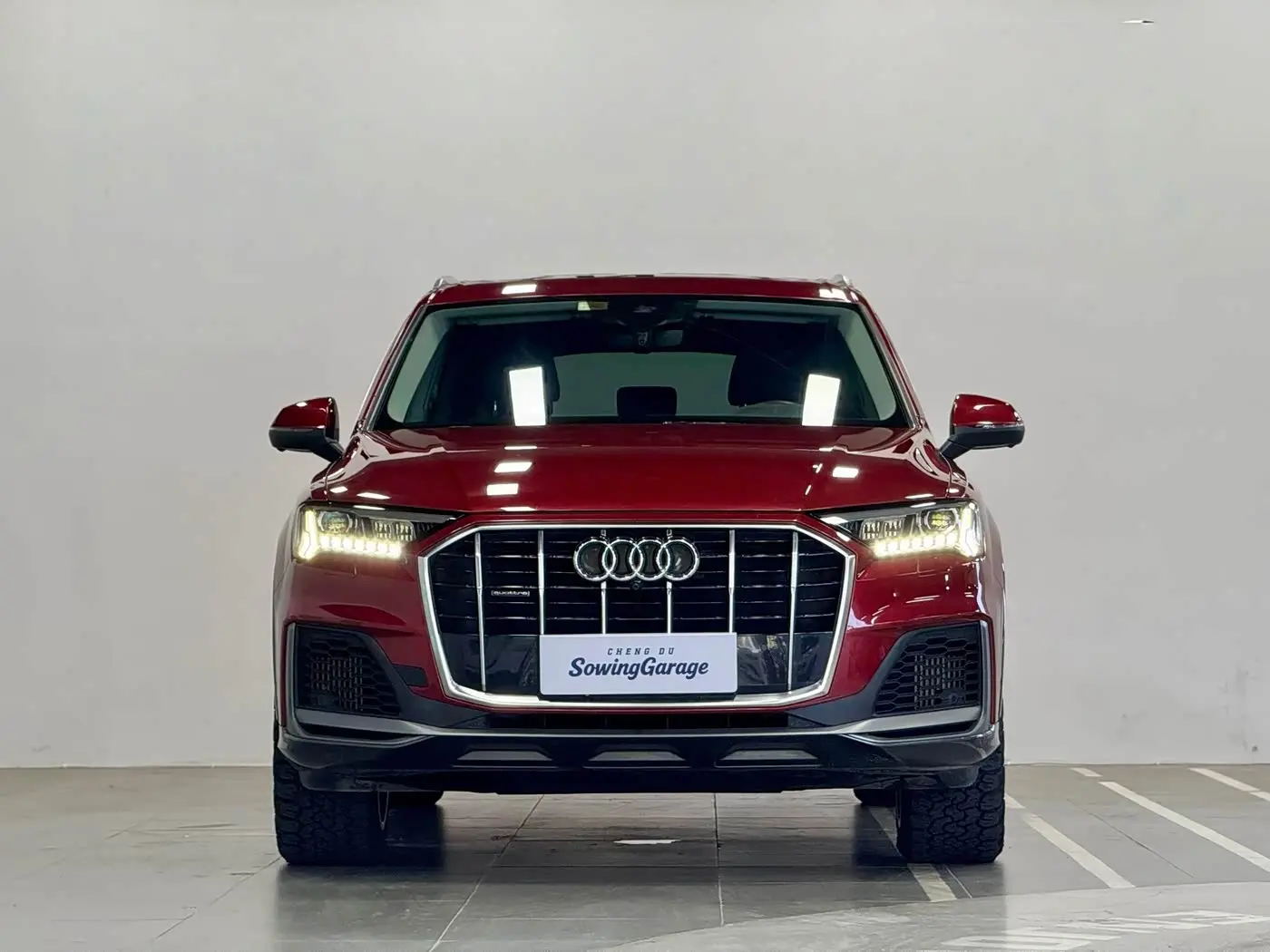 Audi Q7 2021 — Photo 2/15