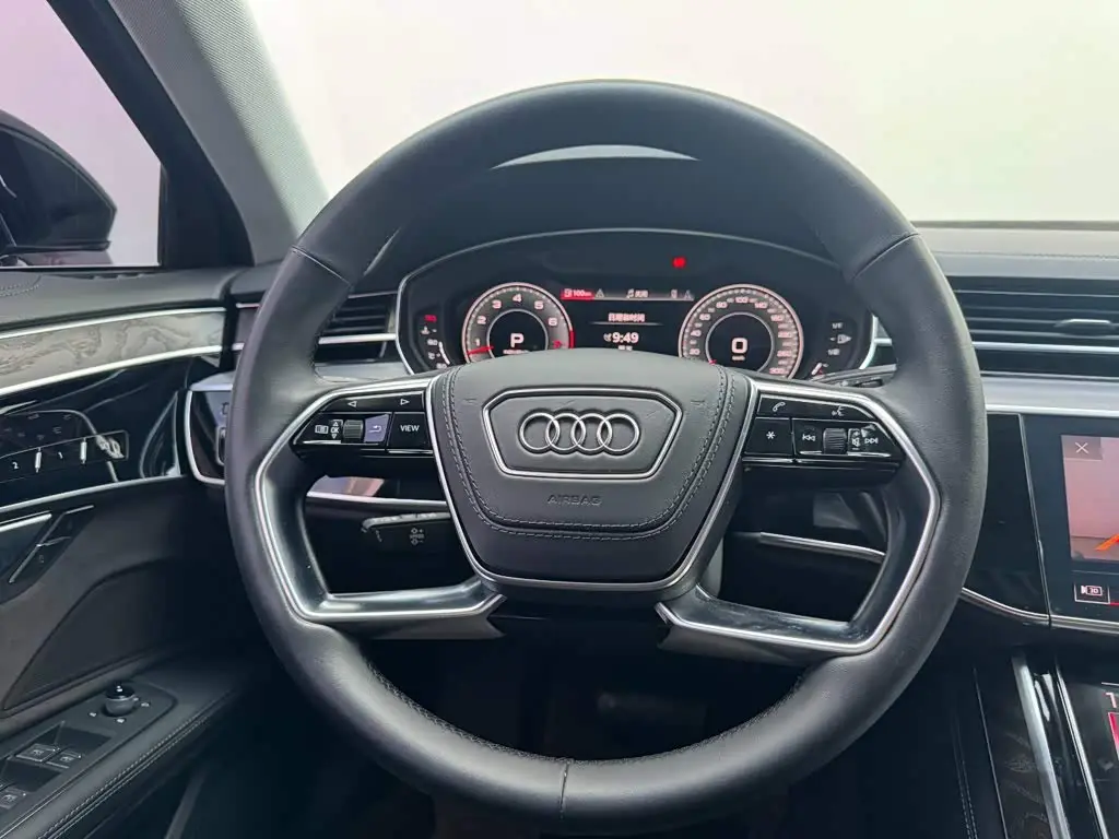 Audi A8 2025 — Фото 17/20