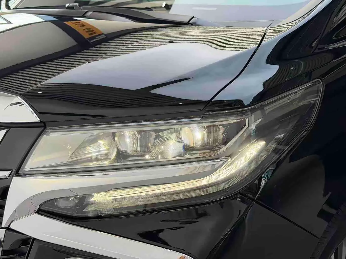 Toyota Alphard 2018 — Фото 8/12