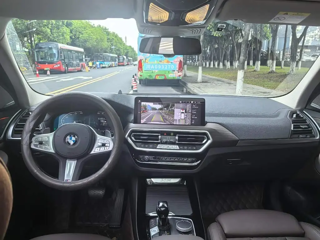 BMW X3 2023 — Photo 7/9