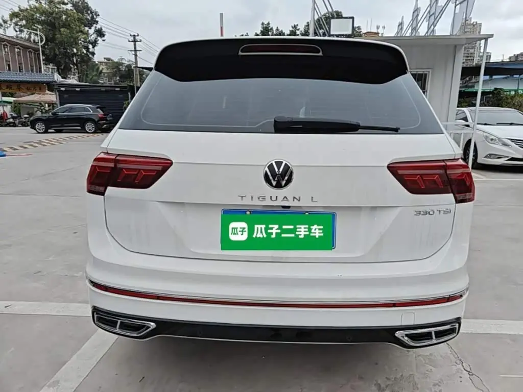 Volkswagen Tiguan L 2024 — Photo 6/20