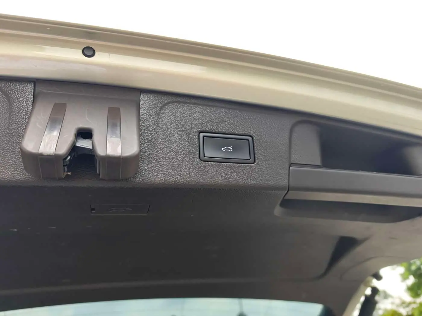 Volkswagen Teramont 2018 — Şəkil 12/20