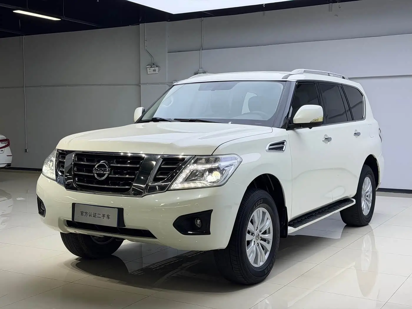 Nissan Patrol 2019 — Photo 1/9