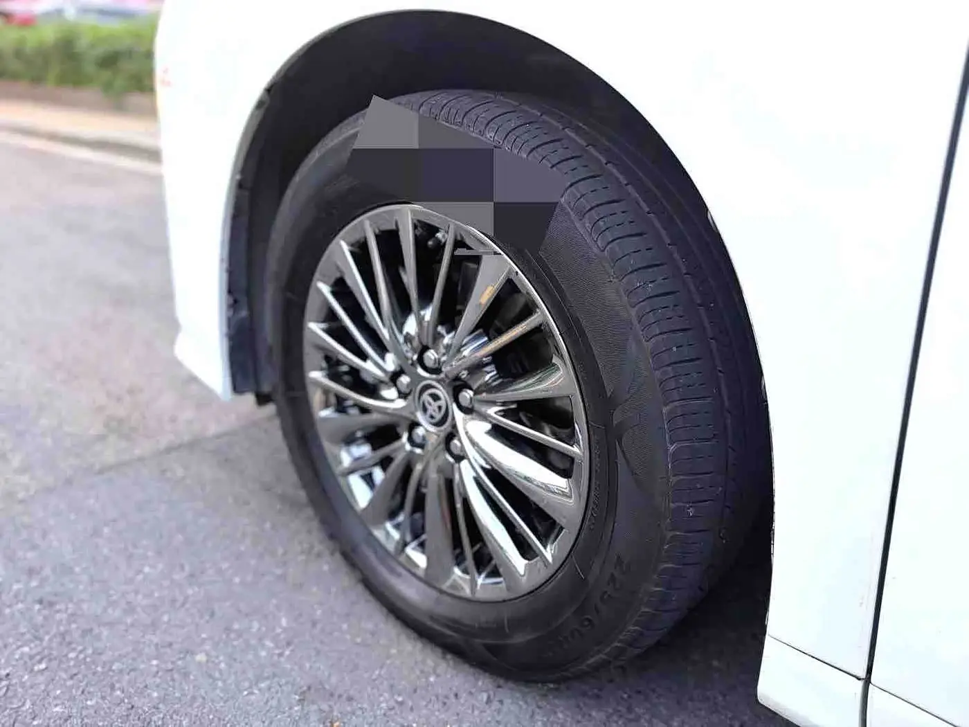 Toyota Alphard 2021 — ფოტო 10/16
