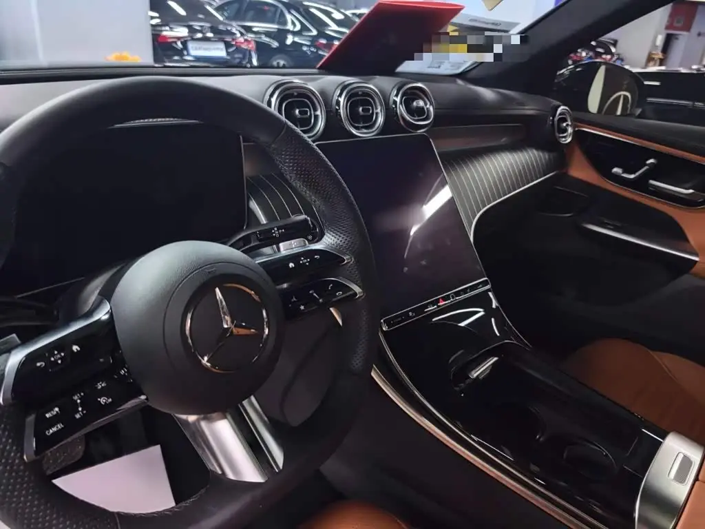 Mercedes-Benz GLC 2024 — Photo 12/13