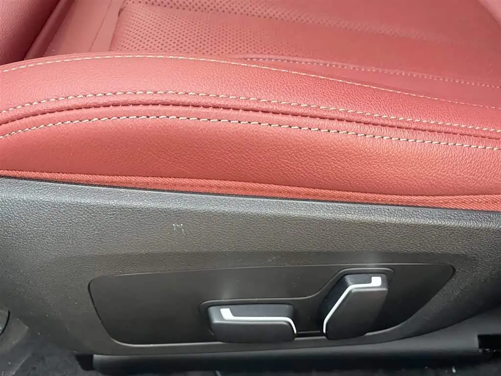 BMW 4 Series 2024 — Photo 10/18